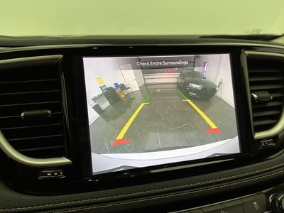 2022 Chrysler Pacifica - Photo 22