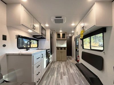 2026 Jayco Jay Flight SLX - Photo 5