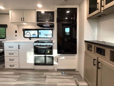2026 Jayco Jay Flight SLX - Photo 6