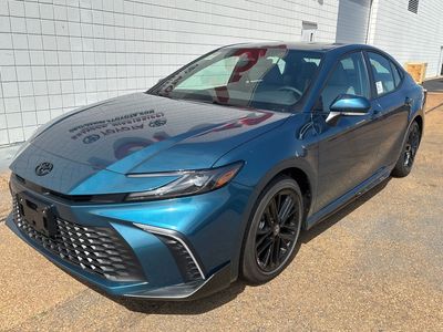 2026 Toyota Camry SE in Ocean Gem — front three-quarter view