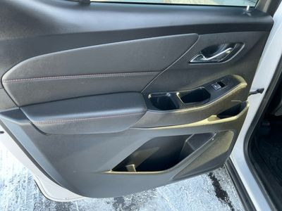 2023 Chevrolet Traverse — photo 12 view