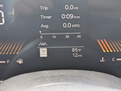 2026 Kia K5 — photo 32 view
