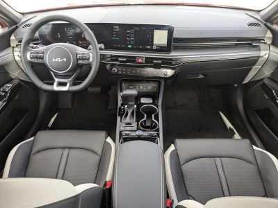 2026 Kia K5 — photo 17 view