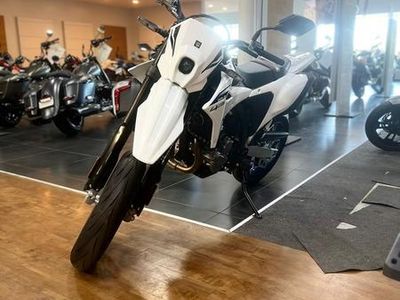 2025 Suzuki DR-Z4SM - Photo 3