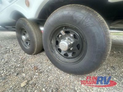 2025 Forest River RV Salem - Photo 10