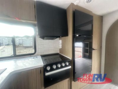2025 Forest River RV Salem - Photo 16