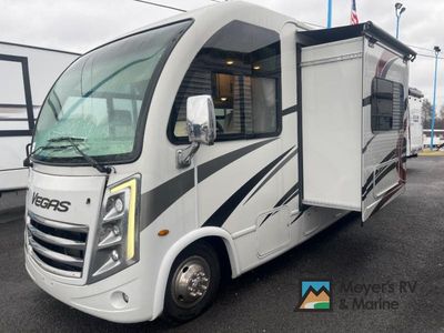 2023 Thor Motor Coach Vegas - Photo 3