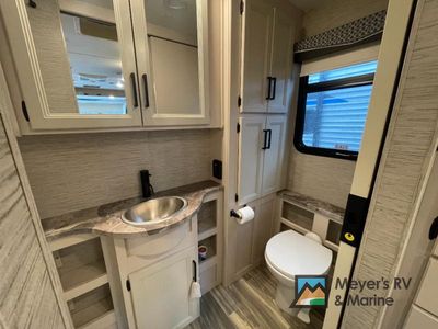 2023 Thor Motor Coach Vegas - Photo 27