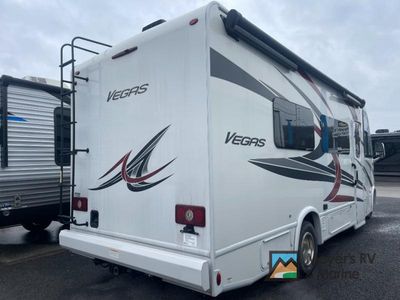 2023 Thor Motor Coach Vegas - Photo 5