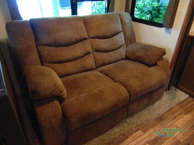 2017 Keystone RV Cougar - Photo 14
