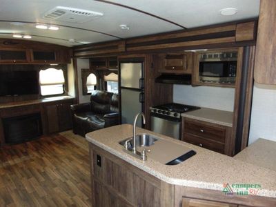 2017 Keystone RV Cougar - Photo 8