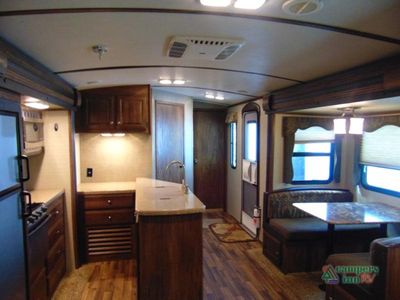 2017 Keystone RV Cougar - Photo 12
