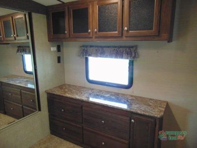 2017 Keystone RV Cougar - Photo 49