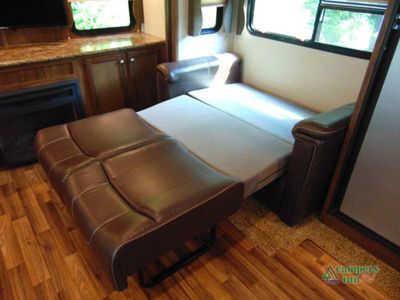 2017 Keystone RV Cougar - Photo 17