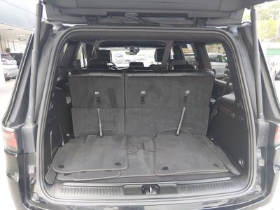2024 Jeep Wagoneer — photo 11 view