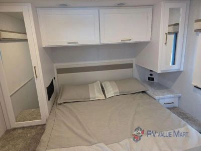 2026 Thor Motor Coach Chateau — photo 24 view