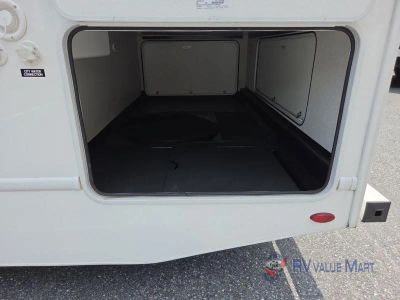 2026 Thor Motor Coach Chateau — photo 15 view