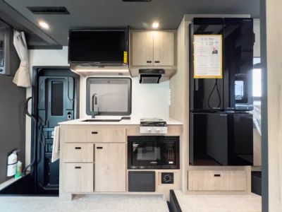 2027 Grand Design LINEAGE SERIES M — photo 7 view