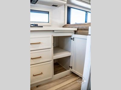 2026 Brinkley Model I - Photo 34