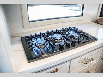 2026 Brinkley Model I - Photo 31