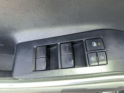 2022 Toyota Highlander - Photo 15