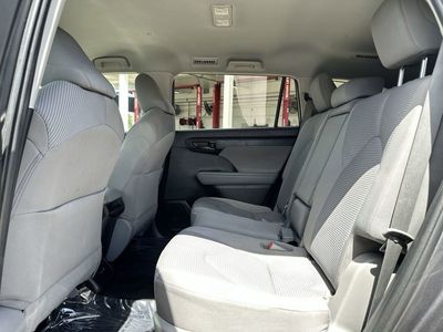 2022 Toyota Highlander - Photo 23