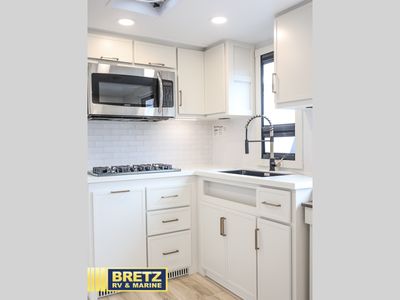 2026 Brinkley Model I - Photo 15