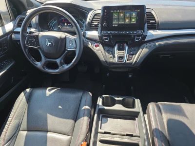 2023 Honda Odyssey — photo 12 view