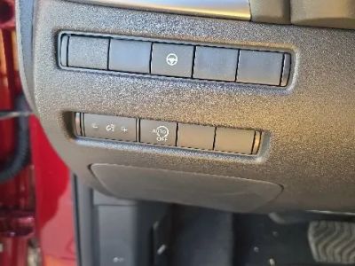 2023 Nissan Rogue — photo 14 view