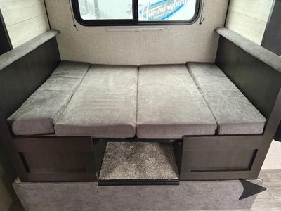 2023 Jayco Jay Flight SLX 7 - Photo 13
