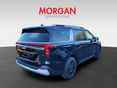 2026 Kia Carnival Hybrid — side profile view