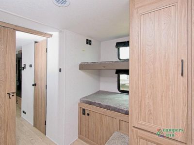2026 Coachmen RV Freedom Express Select - Photo 26
