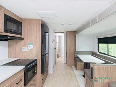 2026 Coachmen RV Freedom Express Select - Photo 9
