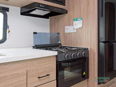2026 Coachmen RV Freedom Express Select - Photo 17
