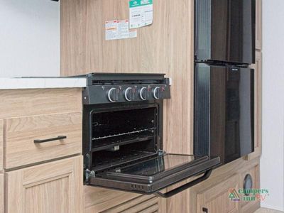 2026 Coachmen RV Freedom Express Select - Photo 18