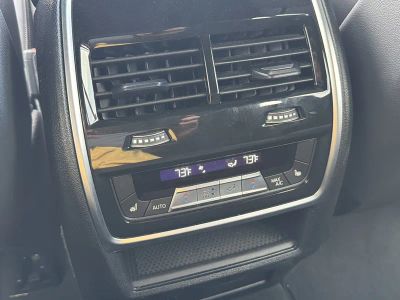 2025 BMW X5 — photo 15 view