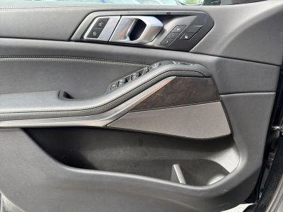 2025 BMW X5 — photo 23 view