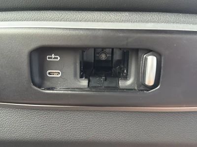 2025 BMW X5 — photo 16 view