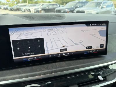 2025 BMW X5 — photo 26 view