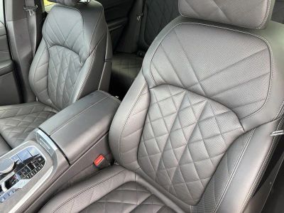 2025 BMW X5 — photo 21 view