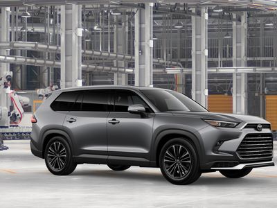 2026 Toyota Grand Highlander Hybrid - Photo 14