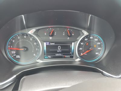 2018 Chevrolet Equinox — photo 10 view