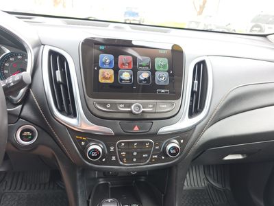 2018 Chevrolet Equinox — photo 11 view