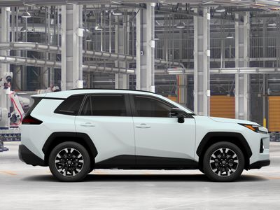 2026 Toyota RAV4 - Photo 14