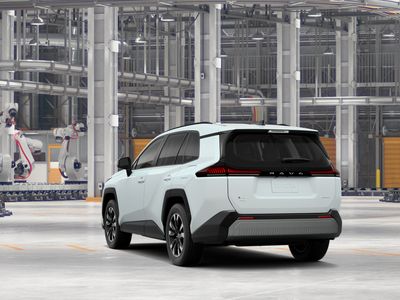 2026 Toyota RAV4 - Photo 9