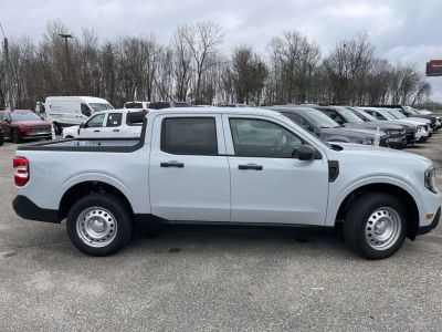 2026 Ford Maverick - Photo 2