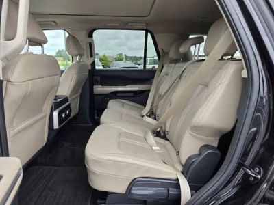 2022 Ford Expedition - Photo 17