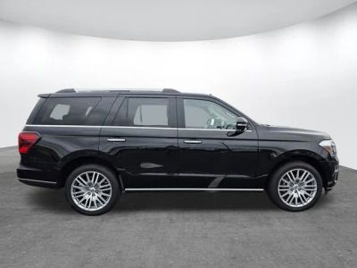 2022 Ford Expedition - Photo 3