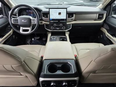 2022 Ford Expedition - Photo 8