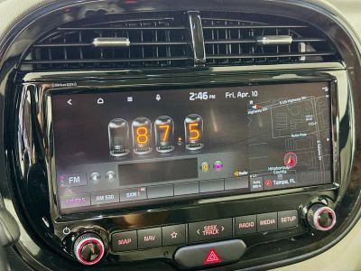 2022 Kia Soul — photo 14 view